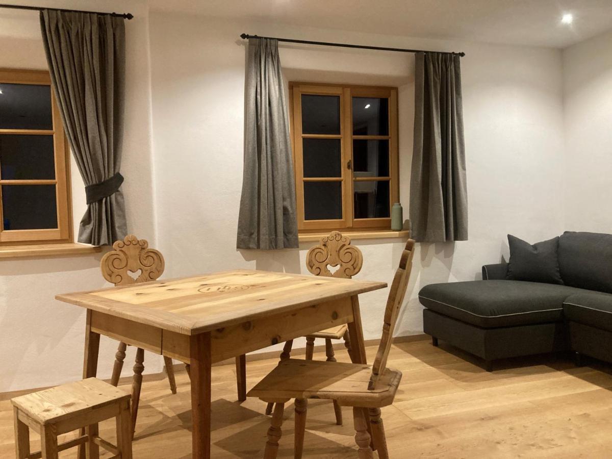 Breitenberg Apartment *