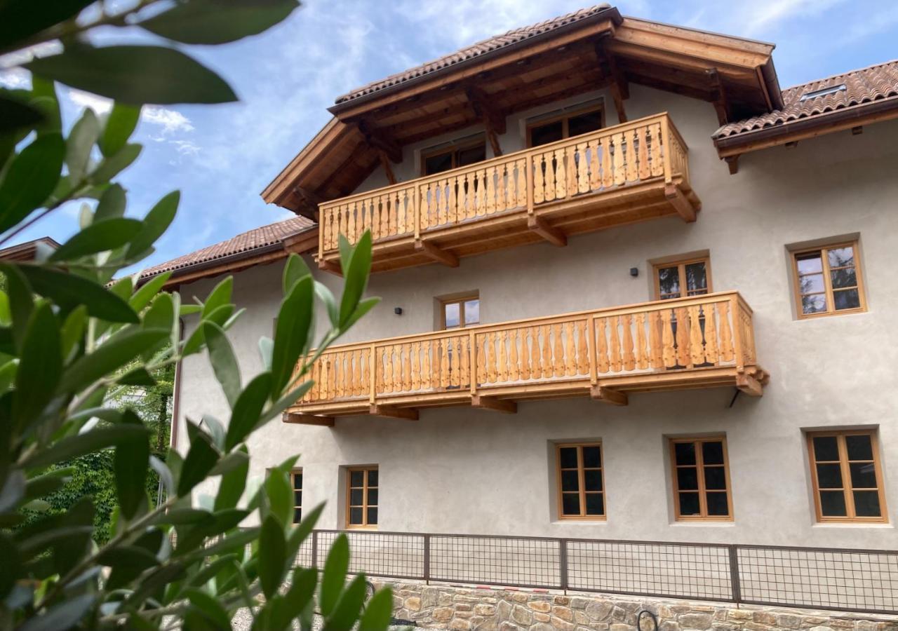 Breitenberg Apartment