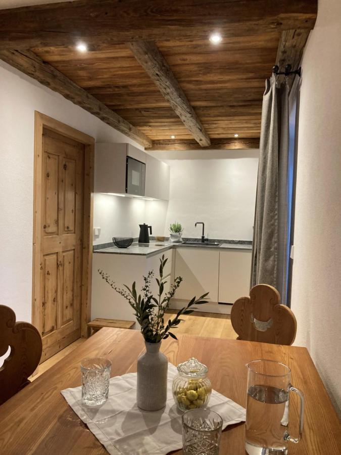 Breitenberg Apartment *